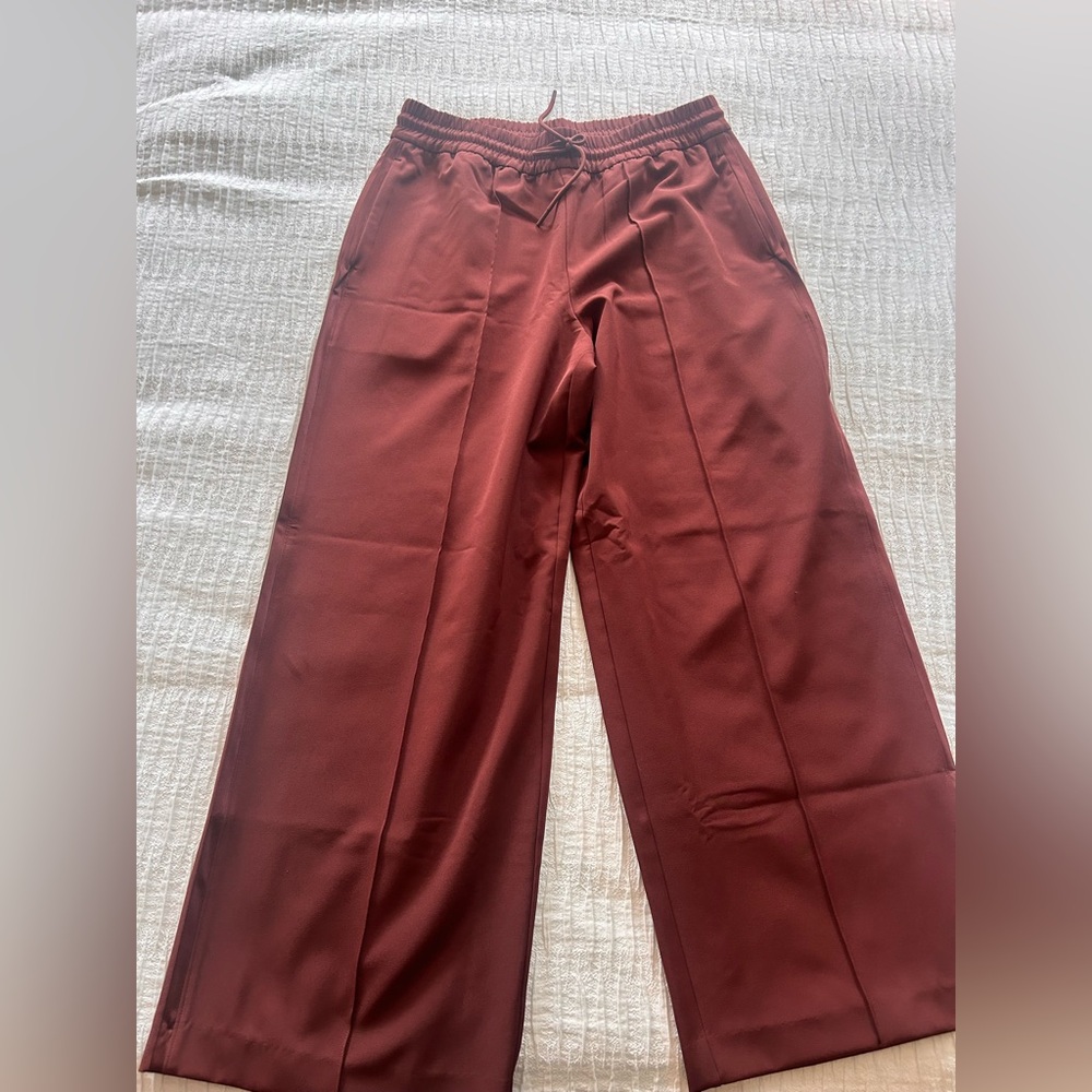Athleta Wide-Leg Red Pants with Elegant Drape
